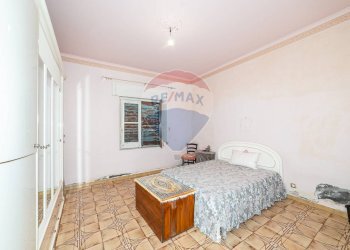 Camera / camera da letto - Villa VIA SALVATORE GIUFFRIDA
 
15, Mascalucia - foto 20