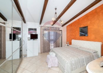 Camera / camera da letto - Villa VIA SALVATORE GIUFFRIDA
 
15, Mascalucia - foto 37