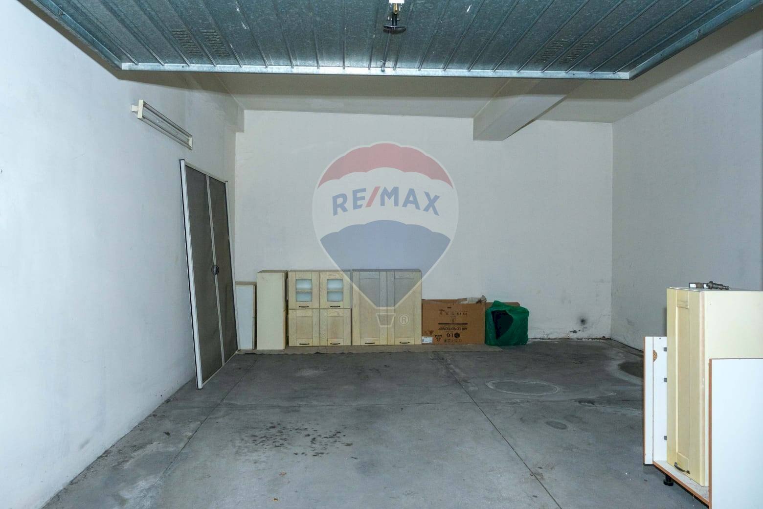 Parcheggio - Box Via delle Medaglie d'oro
 
70, Catania - foto 1