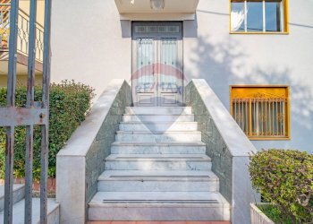 Scale - Quadrilocale Via del Mandorlo
 
4, Misterbianco - foto 4