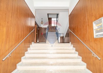 Ricezione / Lobby - Quadrilocale Via del Mandorlo
 
4, Misterbianco - foto 5