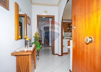 Hall / corridoio - Quadrilocale Via del Mandorlo
 
4, Misterbianco - foto 7