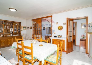 Sala da pranzo - Quadrilocale Via del Mandorlo
 
4, Misterbianco - foto 10