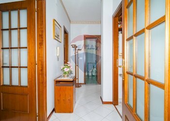 Hall / corridoio - Quadrilocale Via del Mandorlo
 
4, Misterbianco - foto 20