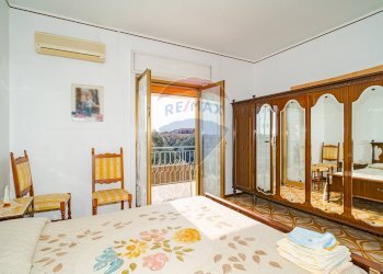 Camera / camera da letto - Quadrilocale Via del Mandorlo
 
4, Misterbianco - foto 27