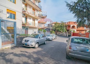 Edificio all\'aperto - Quadrilocale Via del Mandorlo
 
4, Misterbianco - foto 28