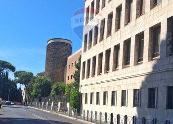 Edificio all\'aperto - Trilocale VIa Scipio Slataper
 
1, Roma - foto 2