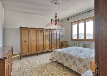 Camera / camera da letto - Quadrilocale Via XXIV Luglio
 
11, San Giovanni Valdarno - foto 10