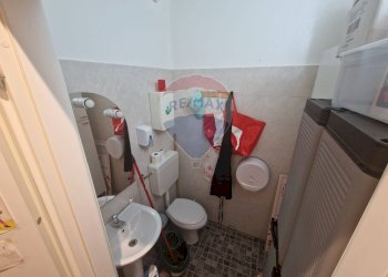 Bagno - Attività Commerciale via Bergamo
 
5, Monza - foto 26