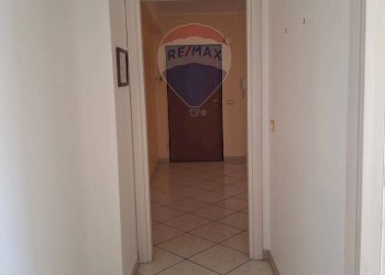 Hall / corridoio - Trilocale Via Del Potatore
 
56, Catania - foto 10