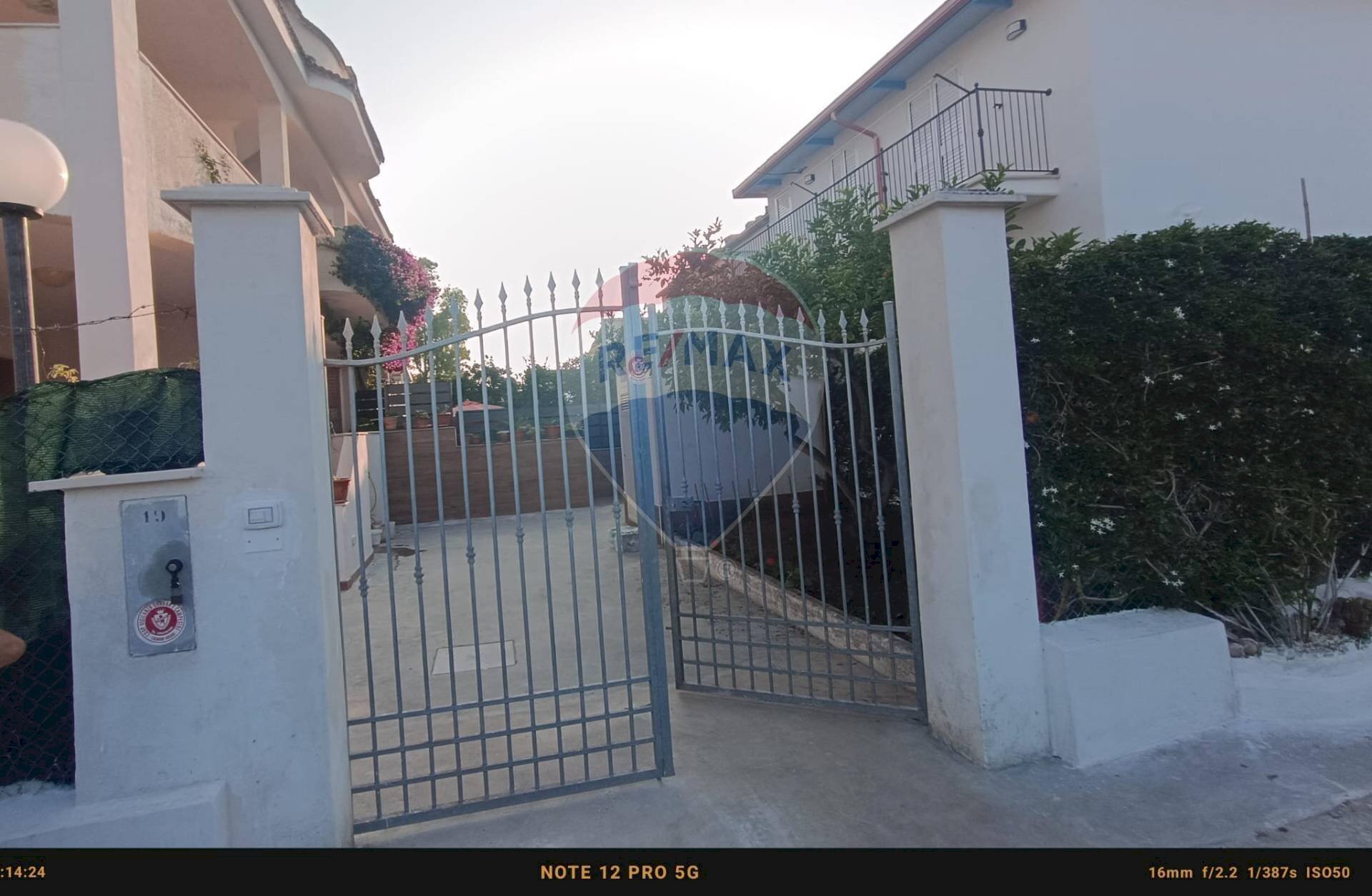 Edificio all\'aperto - Quadrilocale Via Isola di Corfù
 
snc, Cagnano Varano - foto 3