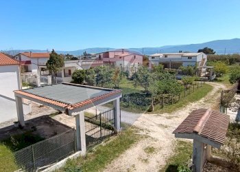 Edificio all\'aperto - Quadrilocale Via Isola di Corfù
 
snc, Cagnano Varano - foto 13