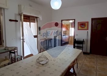 Sala da pranzo - Quadrilocale Via Isola di Corfù
 
snc, Cagnano Varano - foto 15