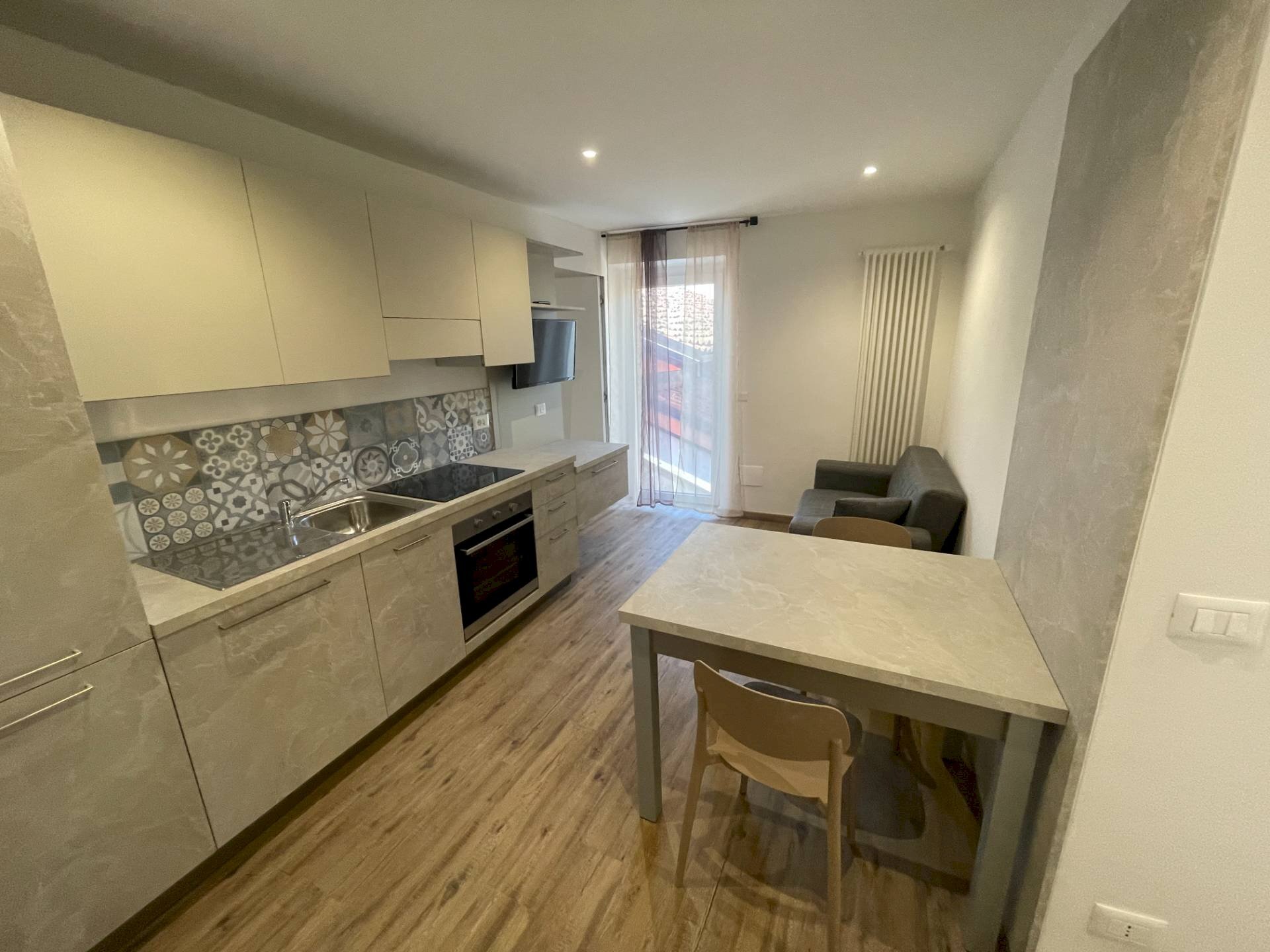 soggiorno - Two-room apartment Via delle Rosine
27, Mondovì - photo 2