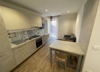 soggiorno - Two-room apartment Via delle Rosine
 
27, Mondovì - photo 2