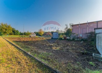Giardino - Terreno edificabile VIA MARINI, Fagnano Olona - foto 17