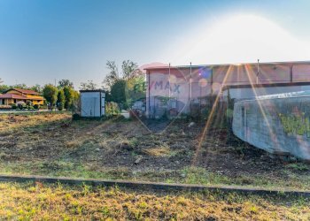 Giardino - Terreno edificabile VIA MARINI, Fagnano Olona - foto 18