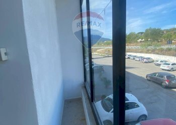 Balcone - Negozio Strada Statale
 
121, Cefalà Diana - foto 16