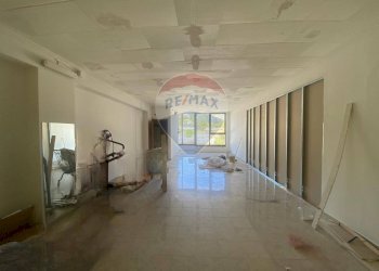 Stanza vuota - Negozio Strada Statale
 
121, Cefalà Diana - foto 1