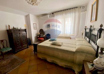 Camera / camera da letto - Quadrilocale VIA ROMA
 
310, Silvi - foto 11