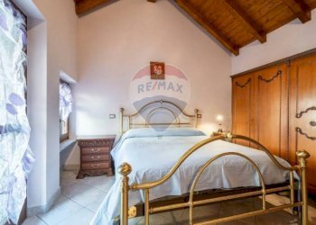 Camera / camera da letto - Trilocale Via alle Alpi
 
1, Quarna Sotto - foto 11