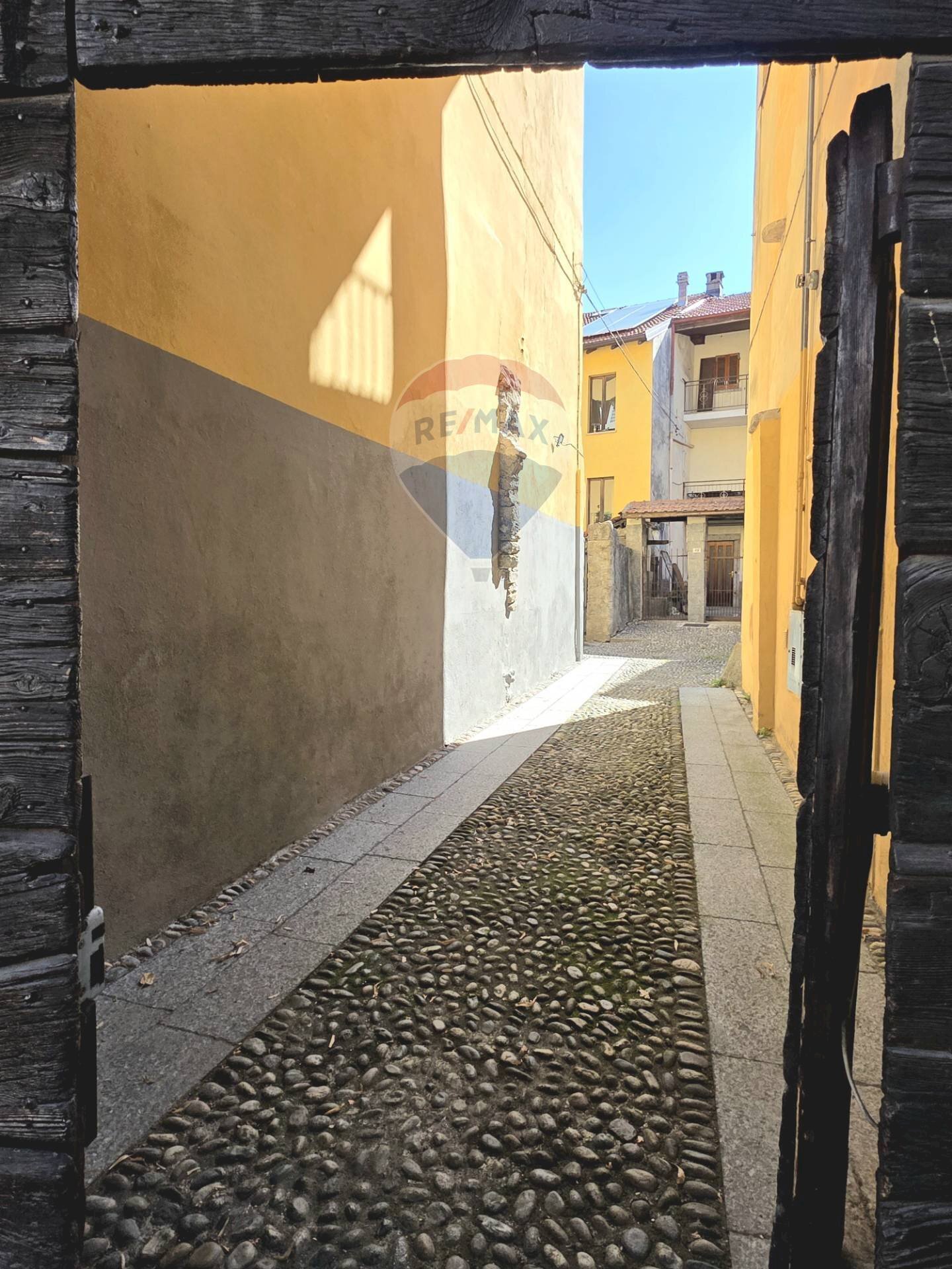 Edificio all\'aperto - Trilocale piazza vittorio veneto
 
47, Invorio - foto 2