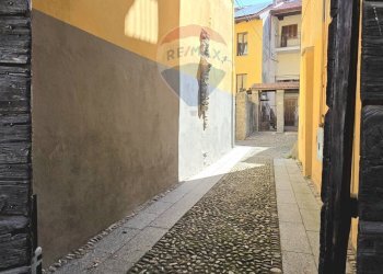 Edificio all\'aperto - Trilocale piazza vittorio veneto
 
47, Invorio - foto 2