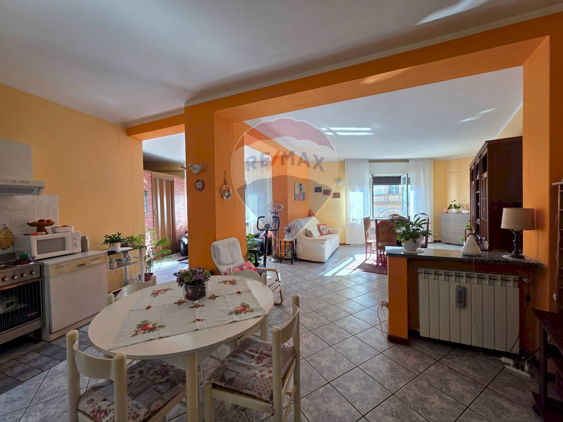 Sala da pranzo - Bilocale piazza vittorio veneto
47, Invorio - foto 3