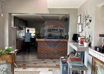 Soggiorno - Commercial Premises via per orio
46, Invorio - photo 3