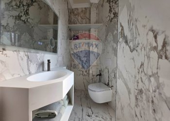 Bagno - Casa indipendente via alle zappe
 
2, Lesa - foto 7