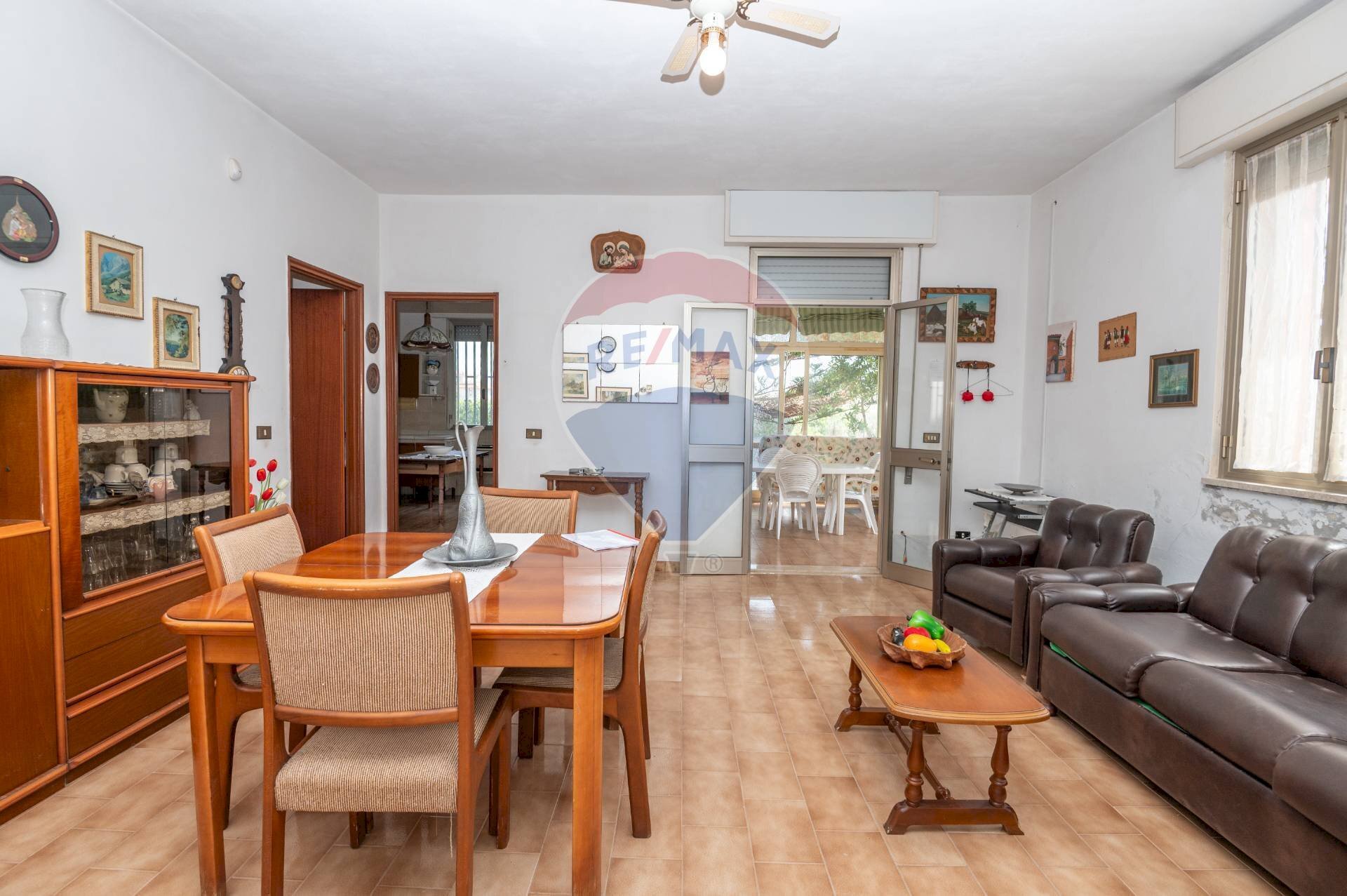 Sala da pranzo - Villa Contrada Marina di Marza Via Etnea
 
snc, Ispica - photo 1