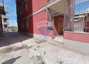 Edificio all\'aperto - Appartamento via Righi, Comiso - foto 16