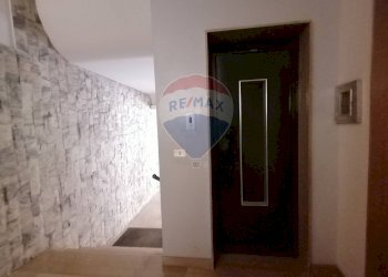 Hall / corridoio - Appartamento via Righi, Comiso - foto 20