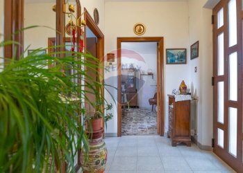 Hall / corridoio - Independent house C.da Pantanelle
 
8, Bucchianico - photo 8