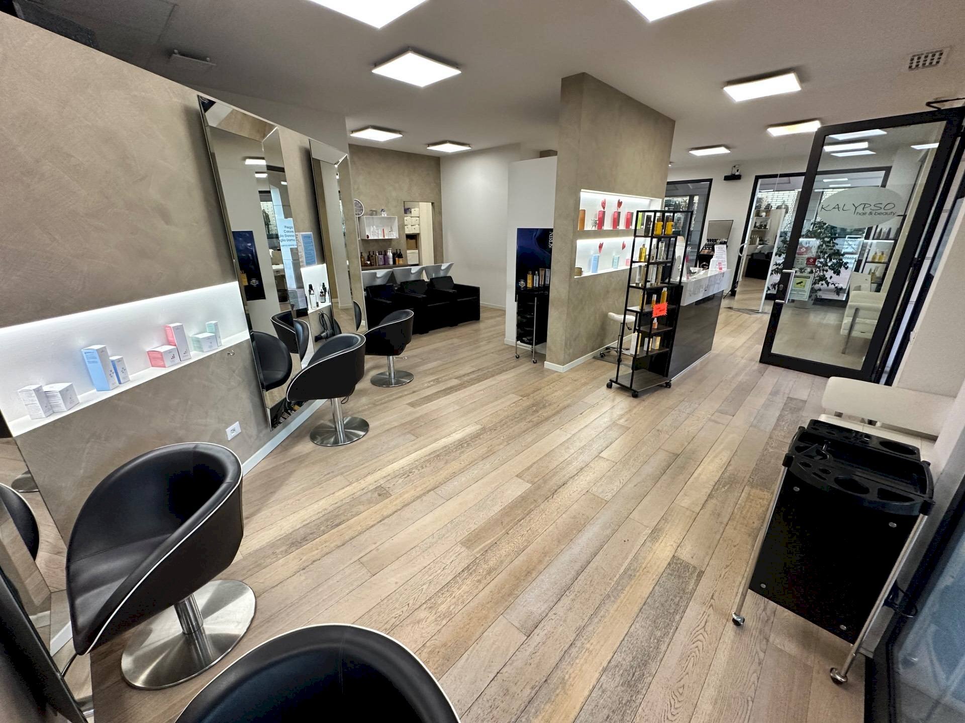 Foto 1 - Attività Commerciale Via Principe Umberto
 
15, Adro - foto 1