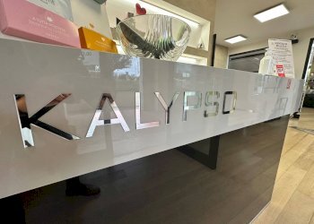 Foto 2 - Commercial Activity Via Principe Umberto
 
15, Adro - photo 2