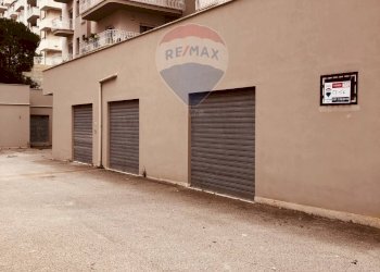 Edificio all\'aperto - Locale Commerciale Via Narici
 
22, Alcamo - foto 1