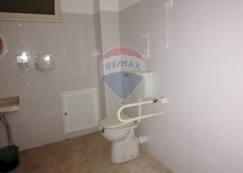 Bagno - Locale Commerciale Via Narici
 
22, Alcamo - foto 15