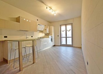 Cucina - Trilocale via Roma, 111, Pianfei - foto 2