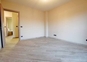 Camera da letto - Trilocale via Roma, 111, Pianfei - foto 13