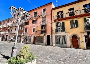 Foto 1 - Locale Commerciale Via Ferrari, Campobasso - foto 1