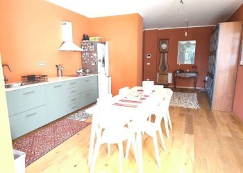 Cucina - Trilocale via Porta di Vasco, Mondovì - foto 4