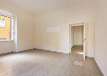 Camera da letto - Quadrilocale piazza 1 Maggio, 4, Anzio - foto 14