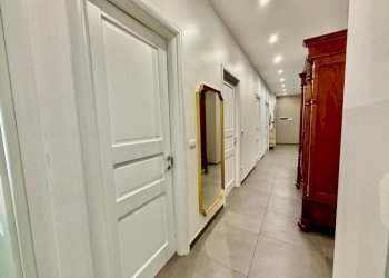 Corridoio - Appartamento via Tripoli, 115, Torino (zona Santa Rita) - foto 14