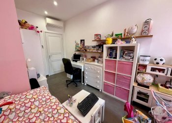 Camera da letto - Appartamento via Tripoli, 115, Torino (zona Santa Rita) - foto 24