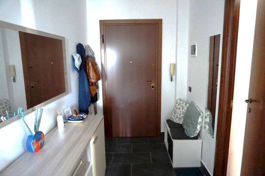 Ingresso - Trilocale via San Pietro della Foce, Arenzano - foto 2