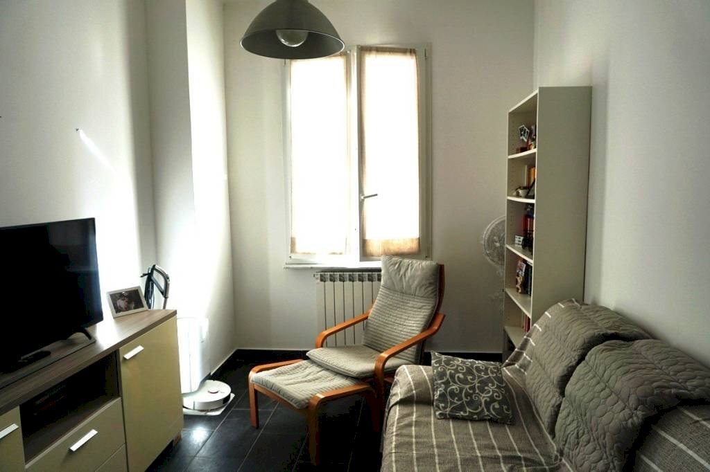 Sala da pranzo - Trilocale via San Pietro della Foce, Arenzano - foto 3