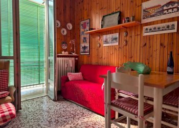 Salone - Bilocale corso Nizza, 43, Cuneo (zona Centro) - foto 11