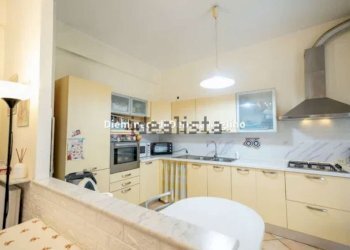 IMG_2063 - Appartamento via Jacini, 2, Genova (zona Sestri Ponente) - foto 6