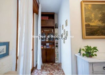 IMG_2070 - Appartamento via Jacini, 2, Genova (zona Sestri Ponente) - foto 28